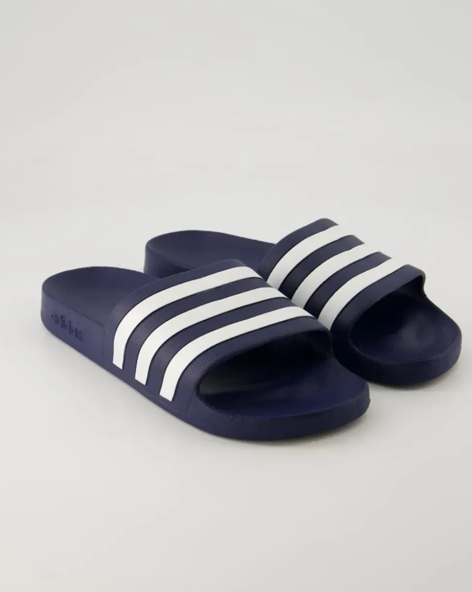 Adilette Aqua Pantoletten in Blau