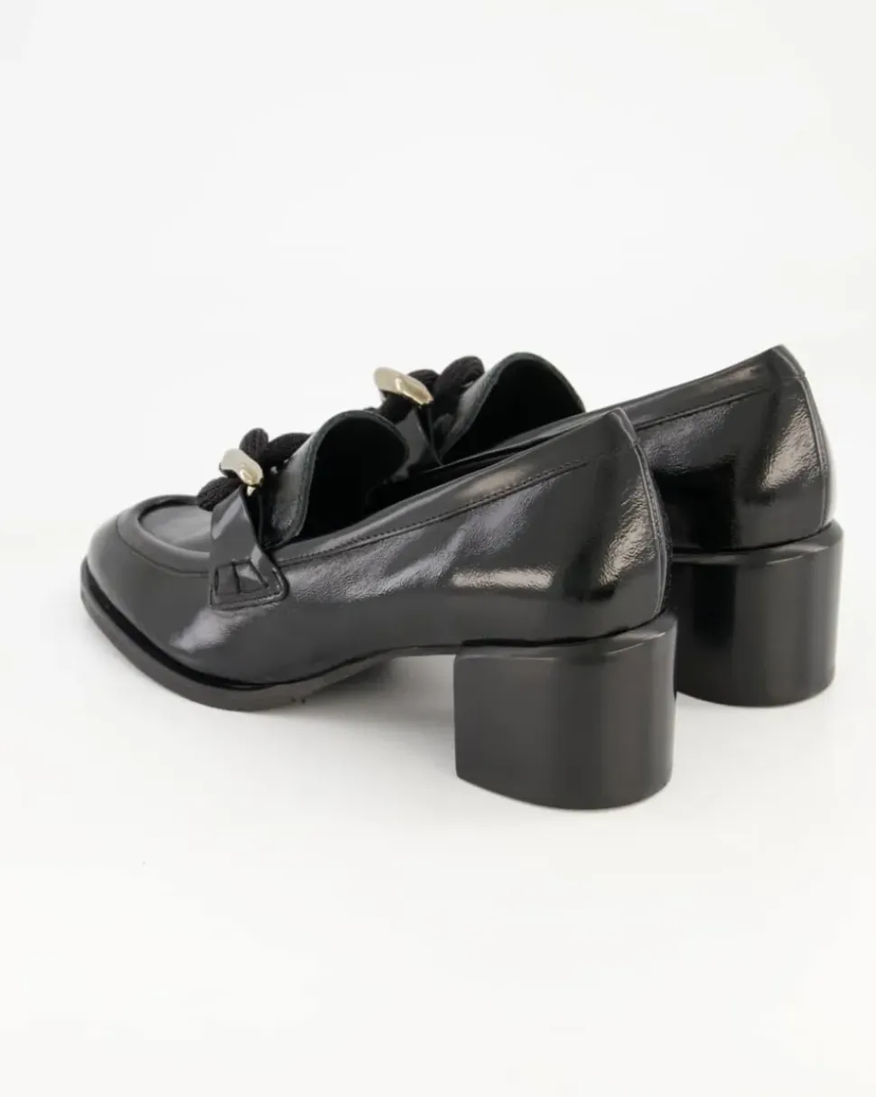 Aida Slipper in Schwarz