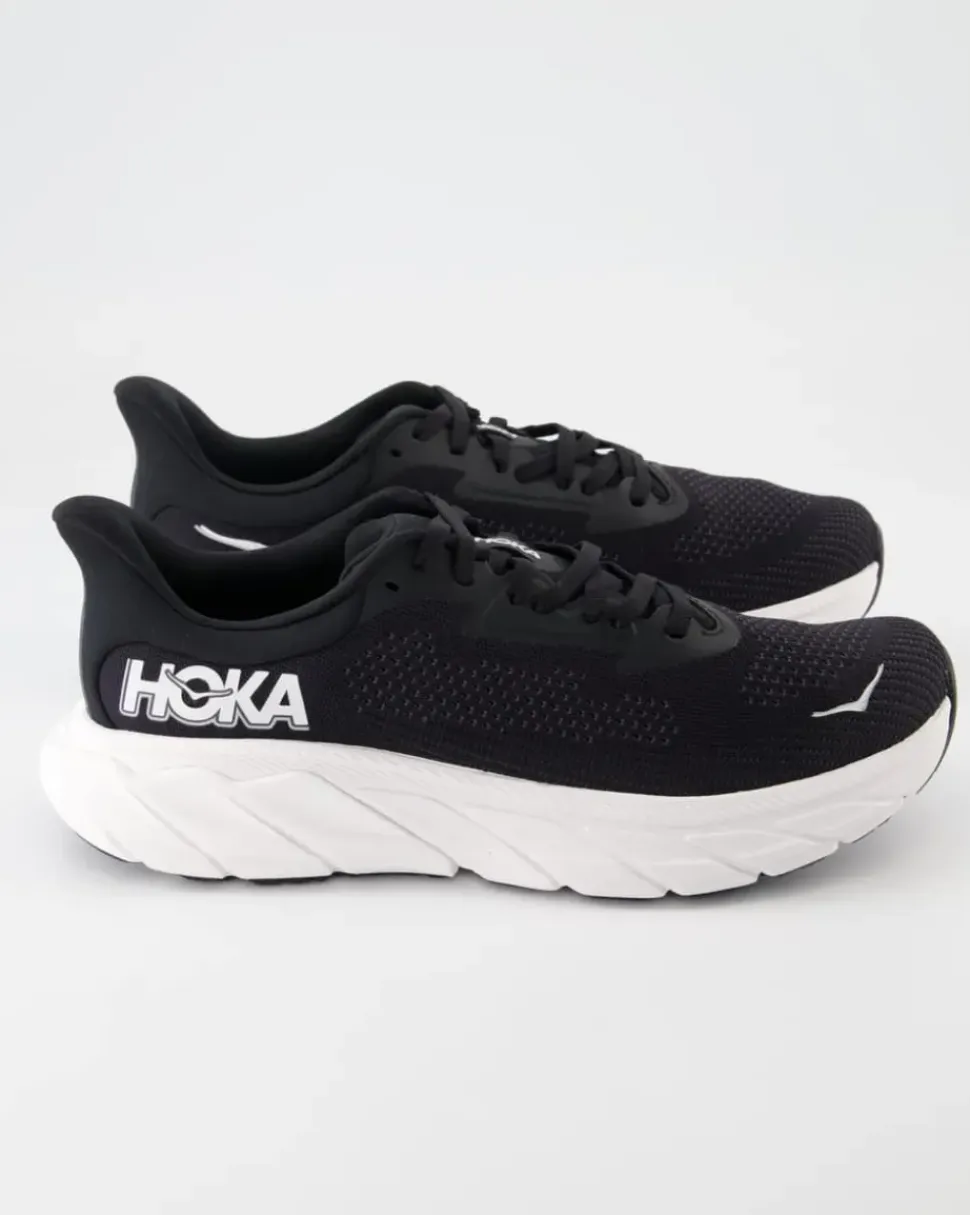 Arahi 7 Sportschuhe in Schwarz