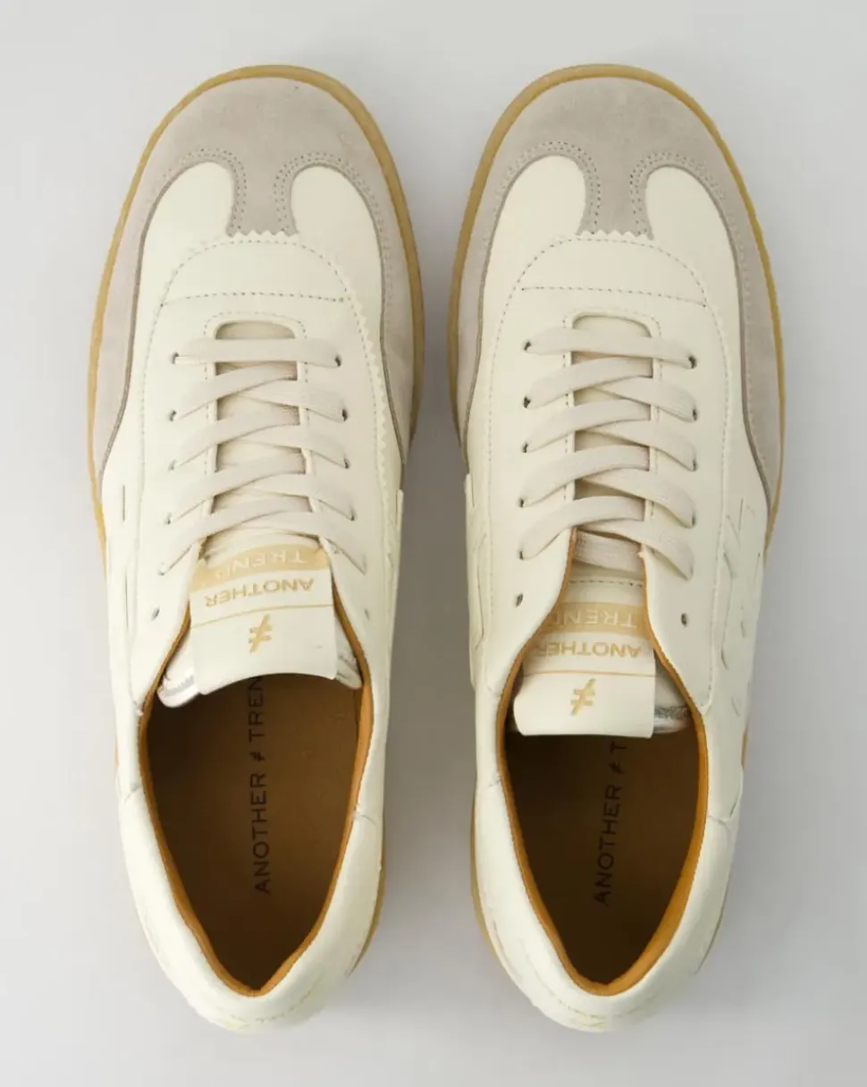 A032 Sneaker in Beige