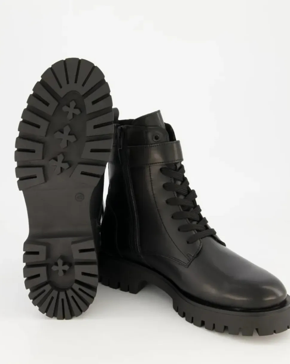 A8388-04 Stiefeletten in Schwarz