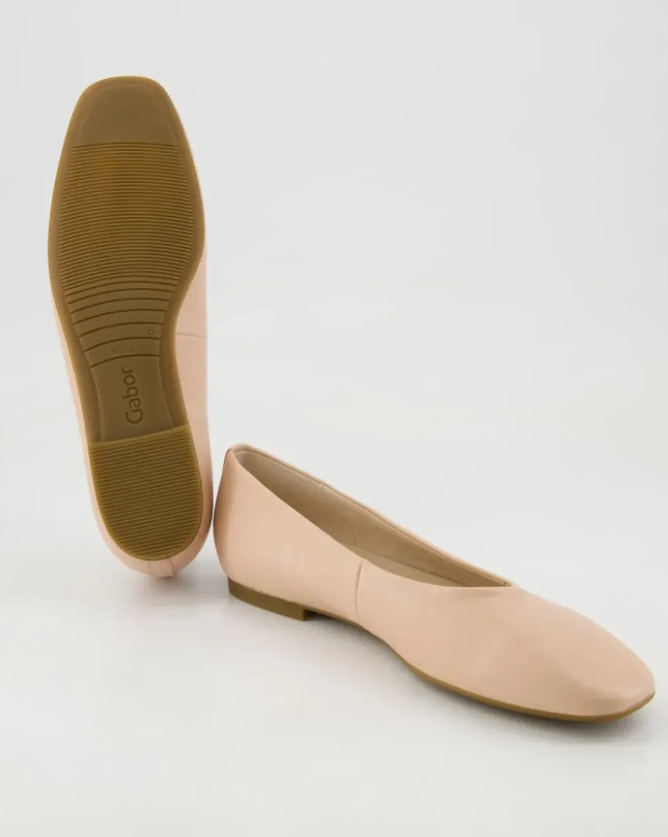 64.140.22 Ballerinas in Beige