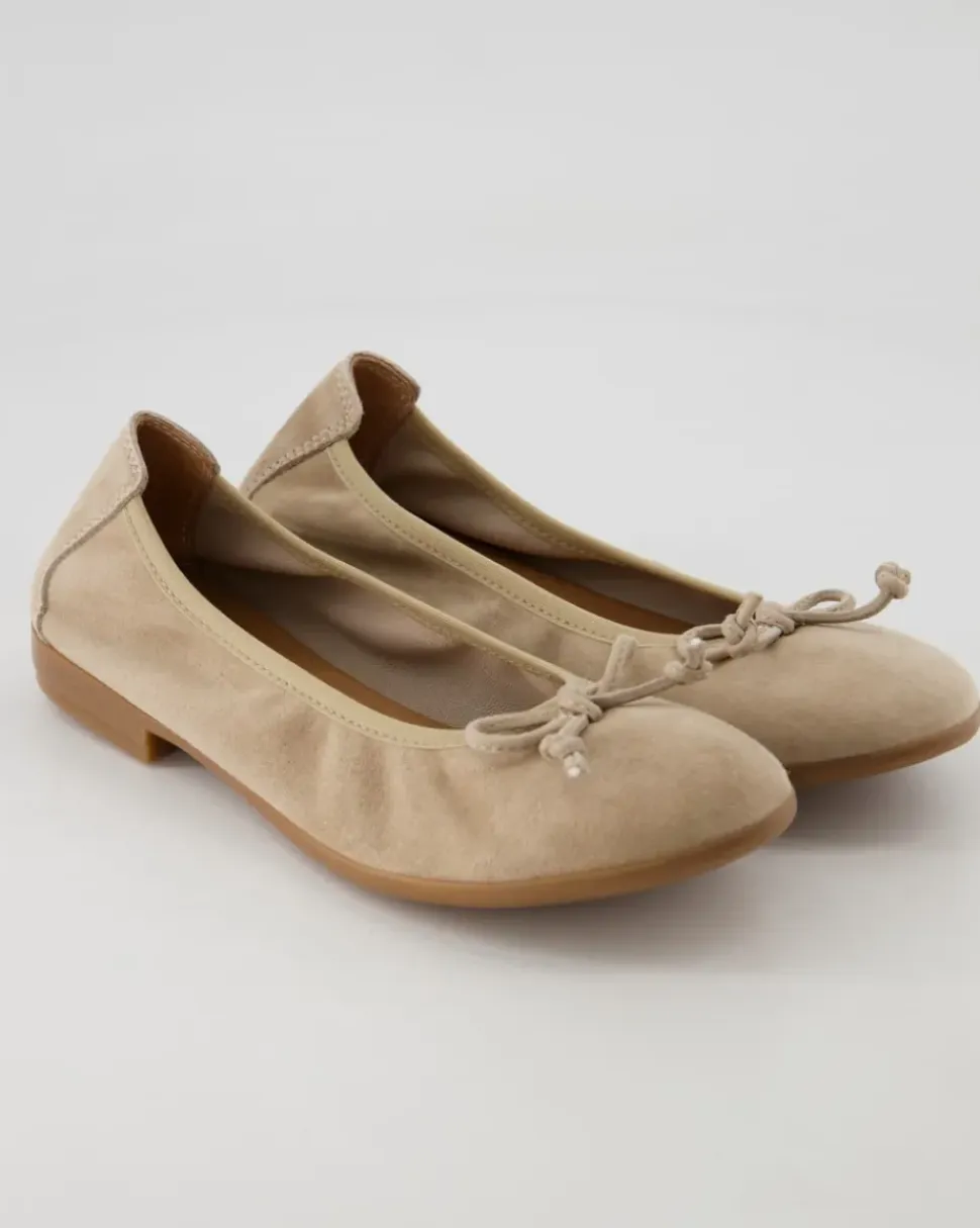 2112 Ballerinas in Beige