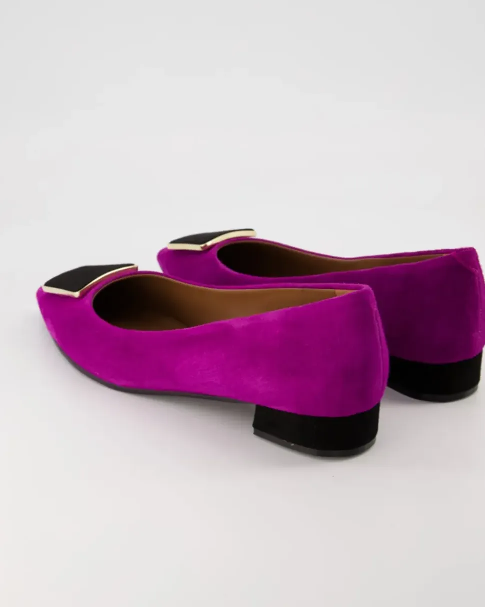 202 Ballerinas in Lila