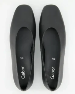 64.140.27 Ballerinas in Schwarz