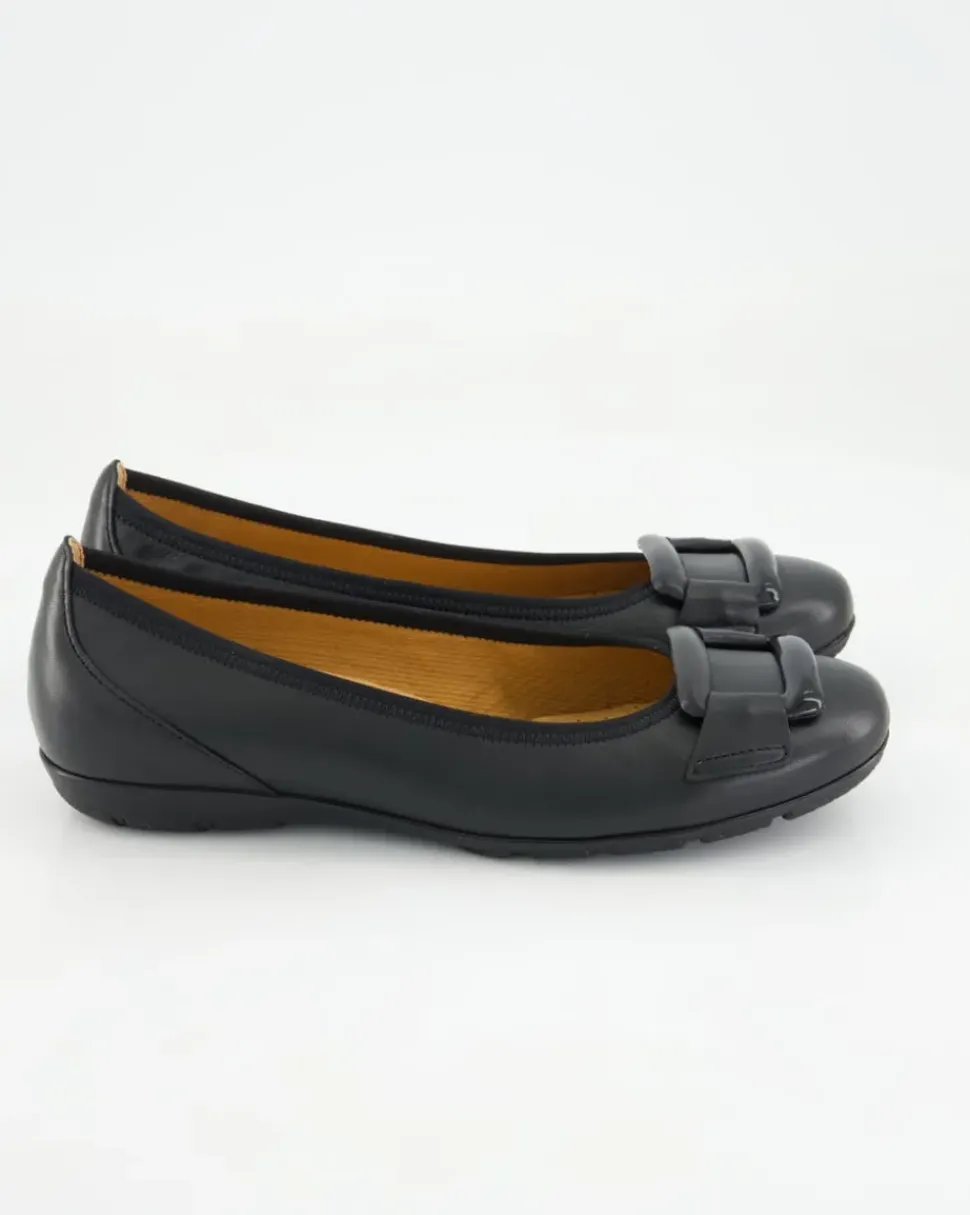 64.166.27 Ballerinas in Schwarz