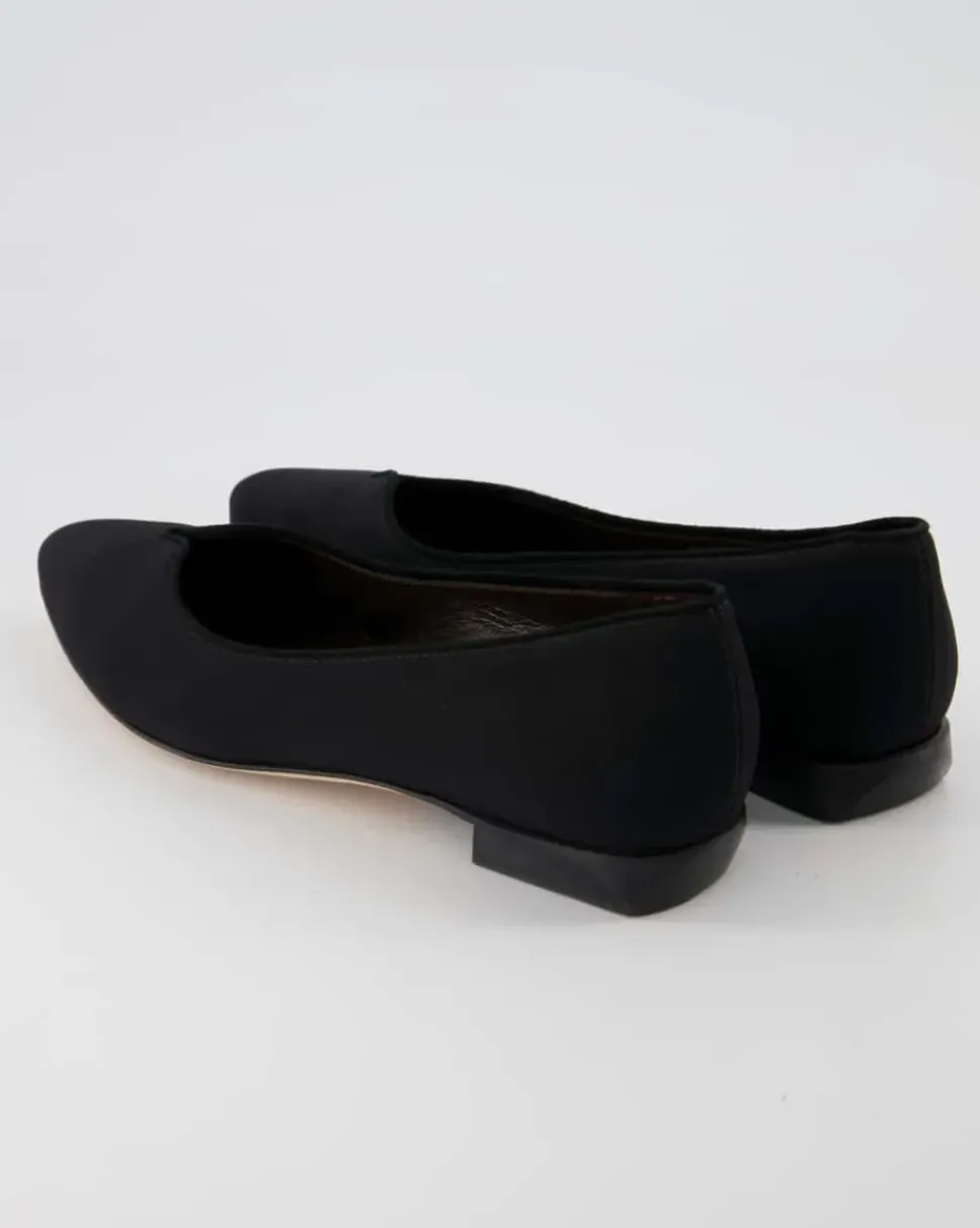 10536 Ballerinas in Schwarz