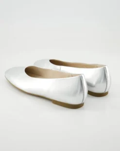 64.140.61 Ballerinas in Silber