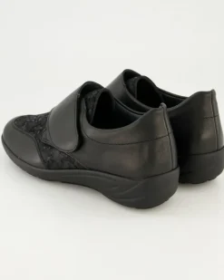 Birgit Slipper in Schwarz