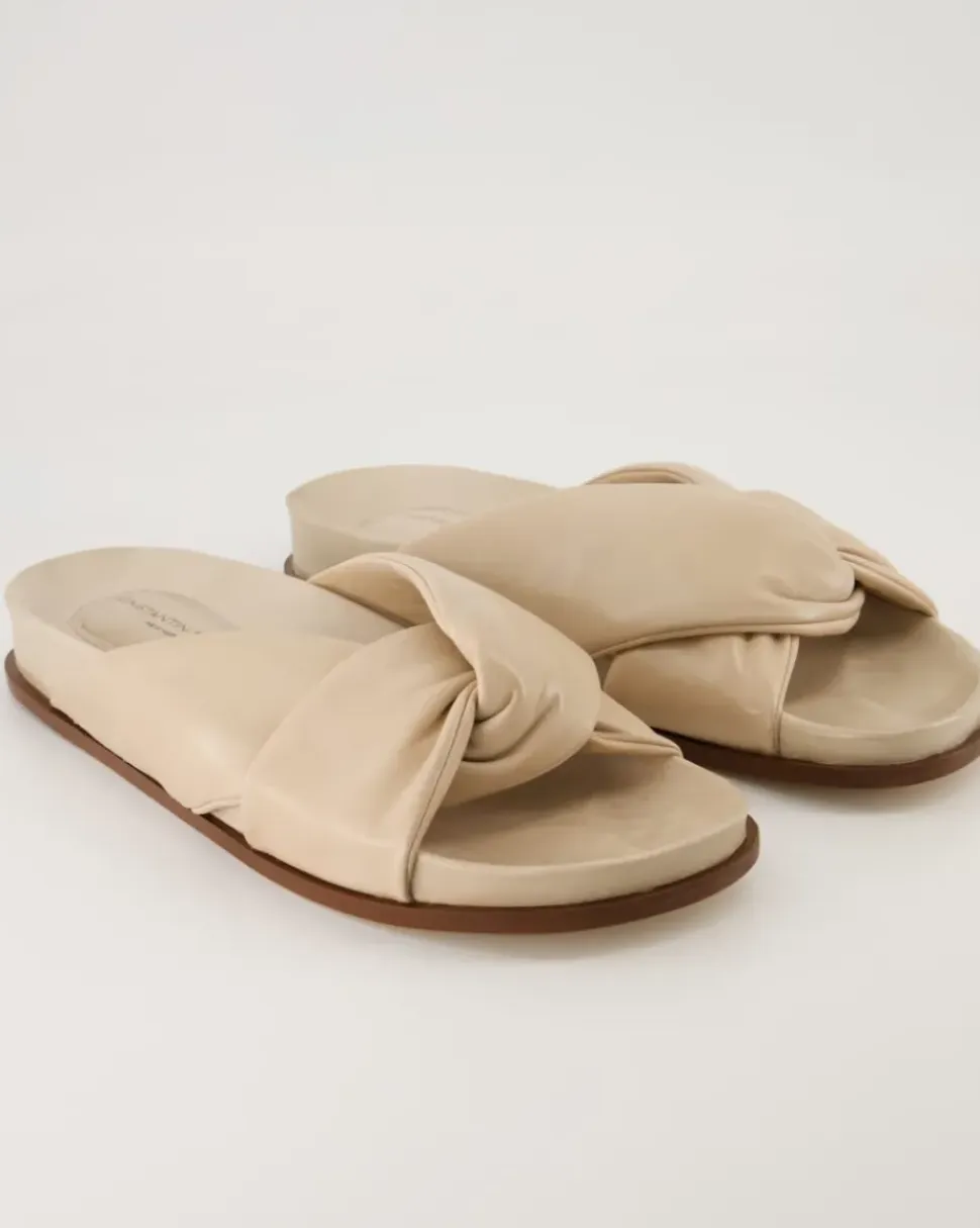 B412 Pantoletten in Beige