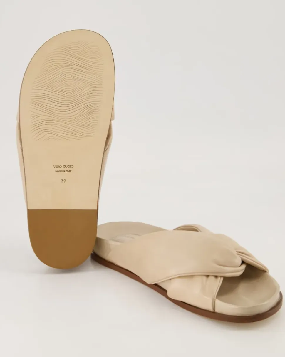 B412 Pantoletten in Beige