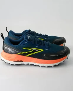 Cascadia Sportschuhe in Blau