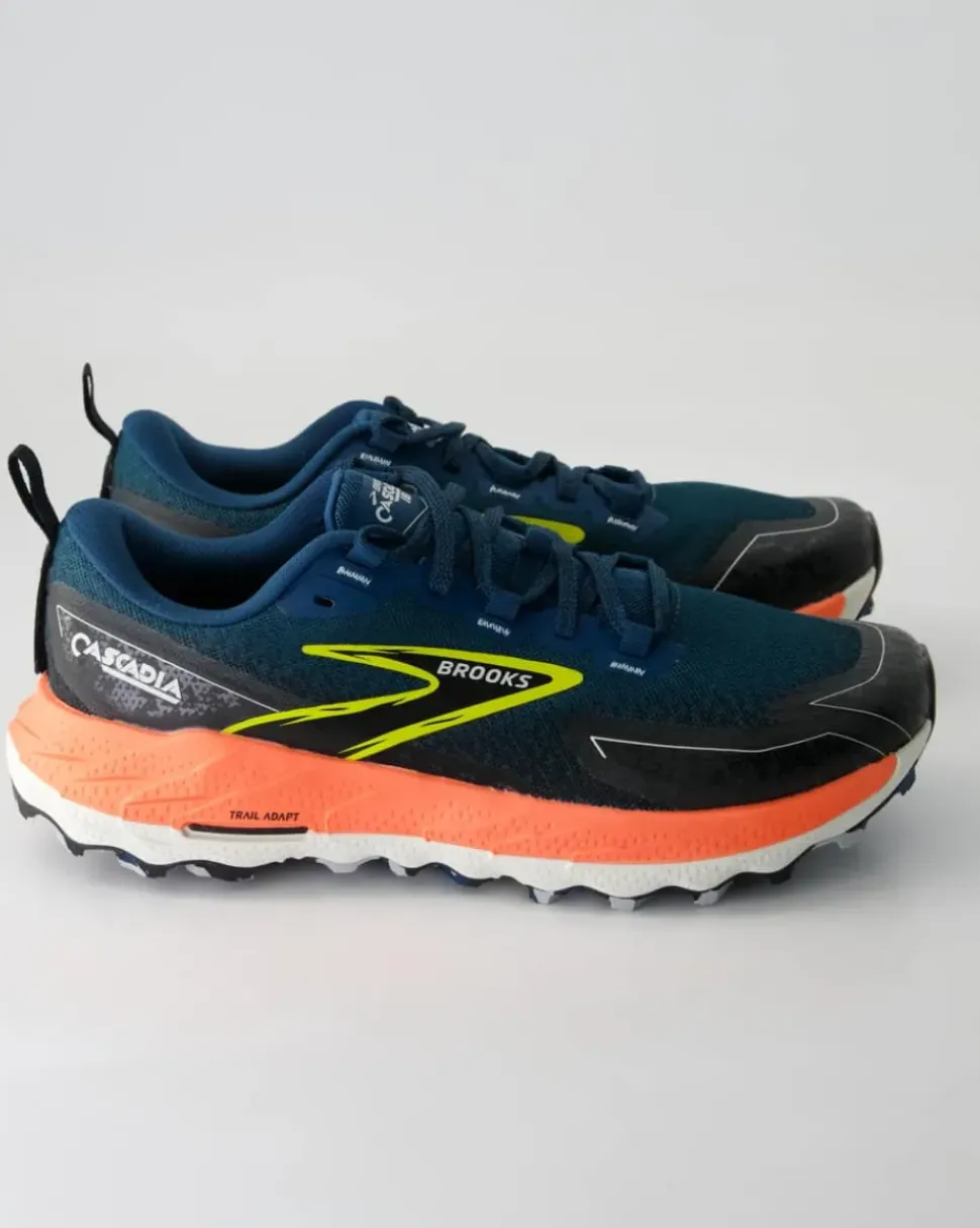 Cascadia Sportschuhe in Blau