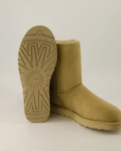 Classic Short II Winterschuhe in Beige