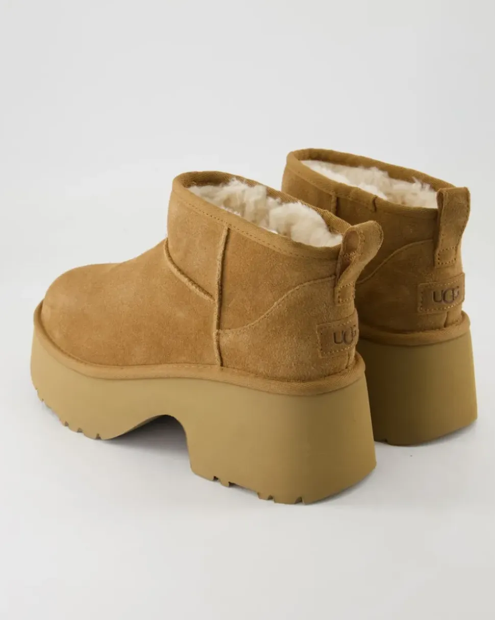 Classic Ultra Mini New High Stiefeletten in Beige