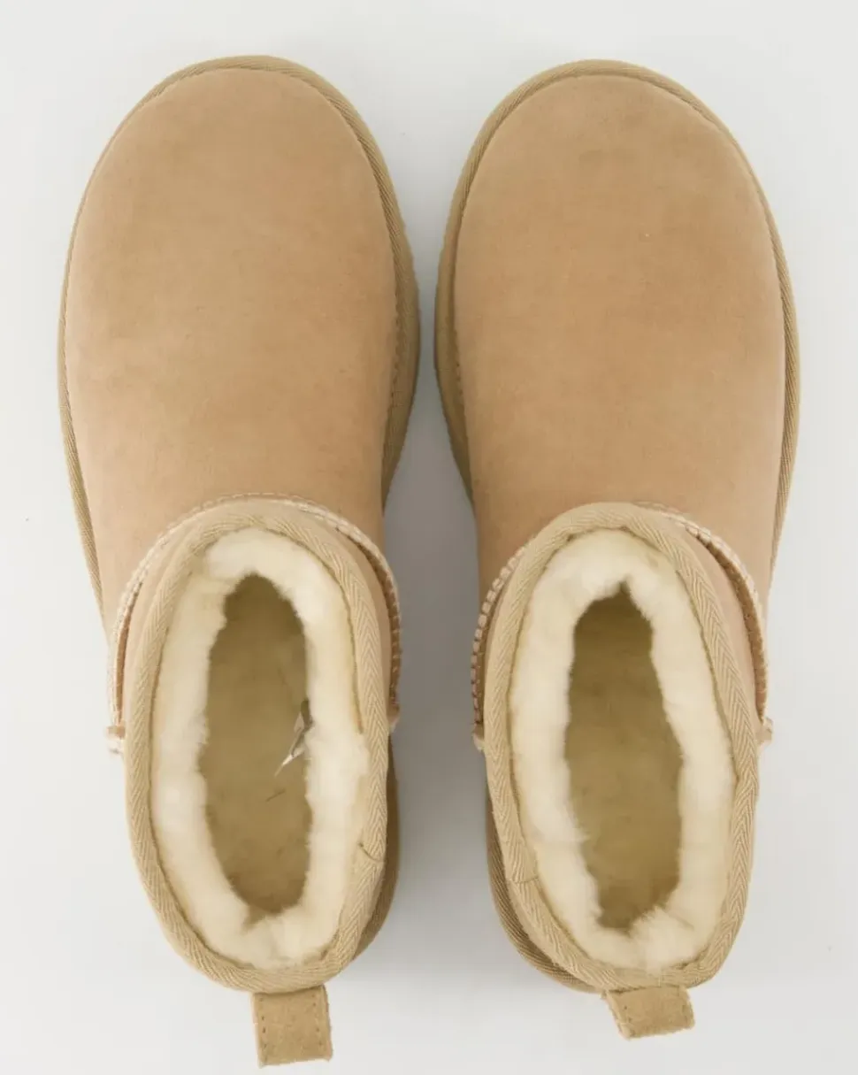 Classic Ultra Mini Winterschuhe in Beige