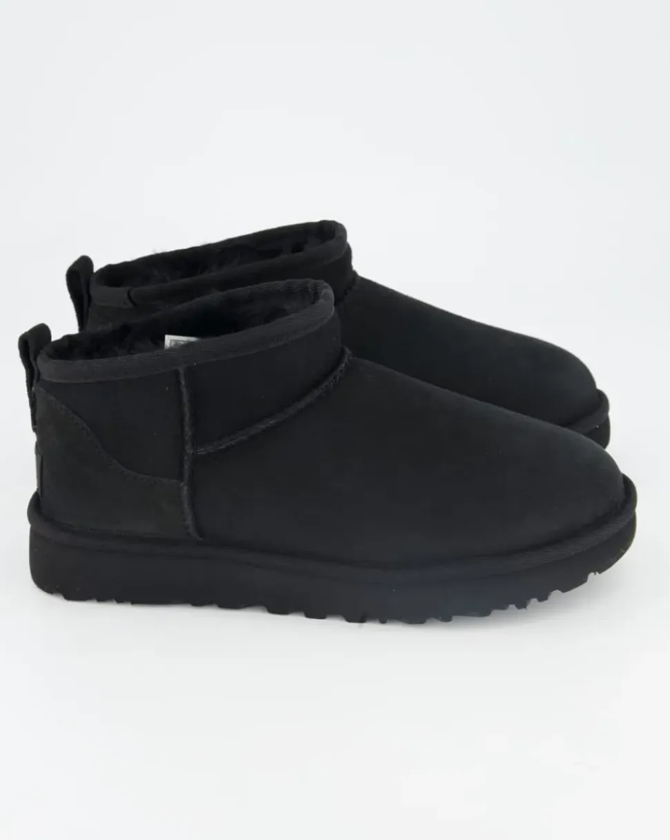 Classic Ultra Mini Winterschuhe in Schwarz