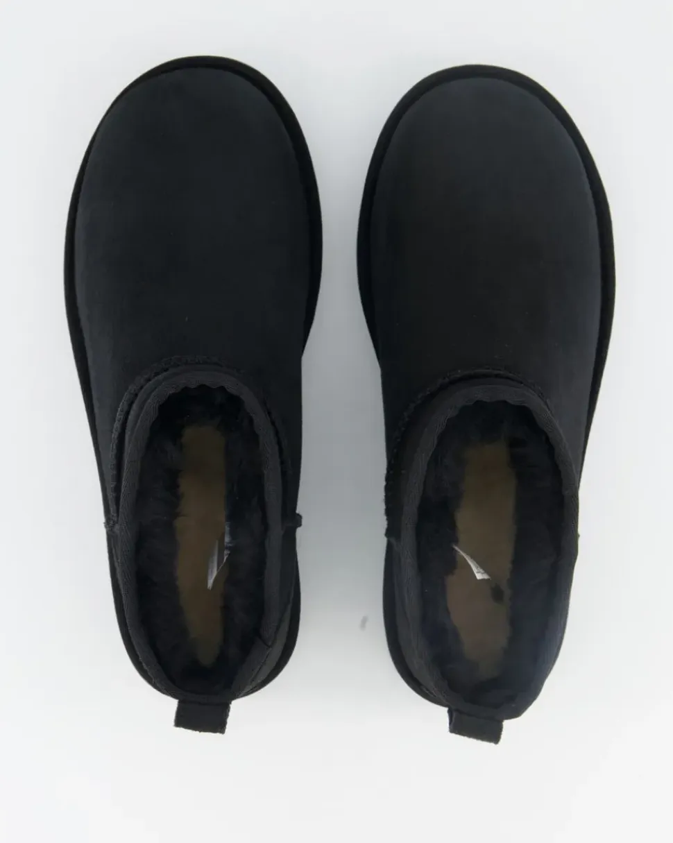 Classic Ultra Mini Winterschuhe in Schwarz