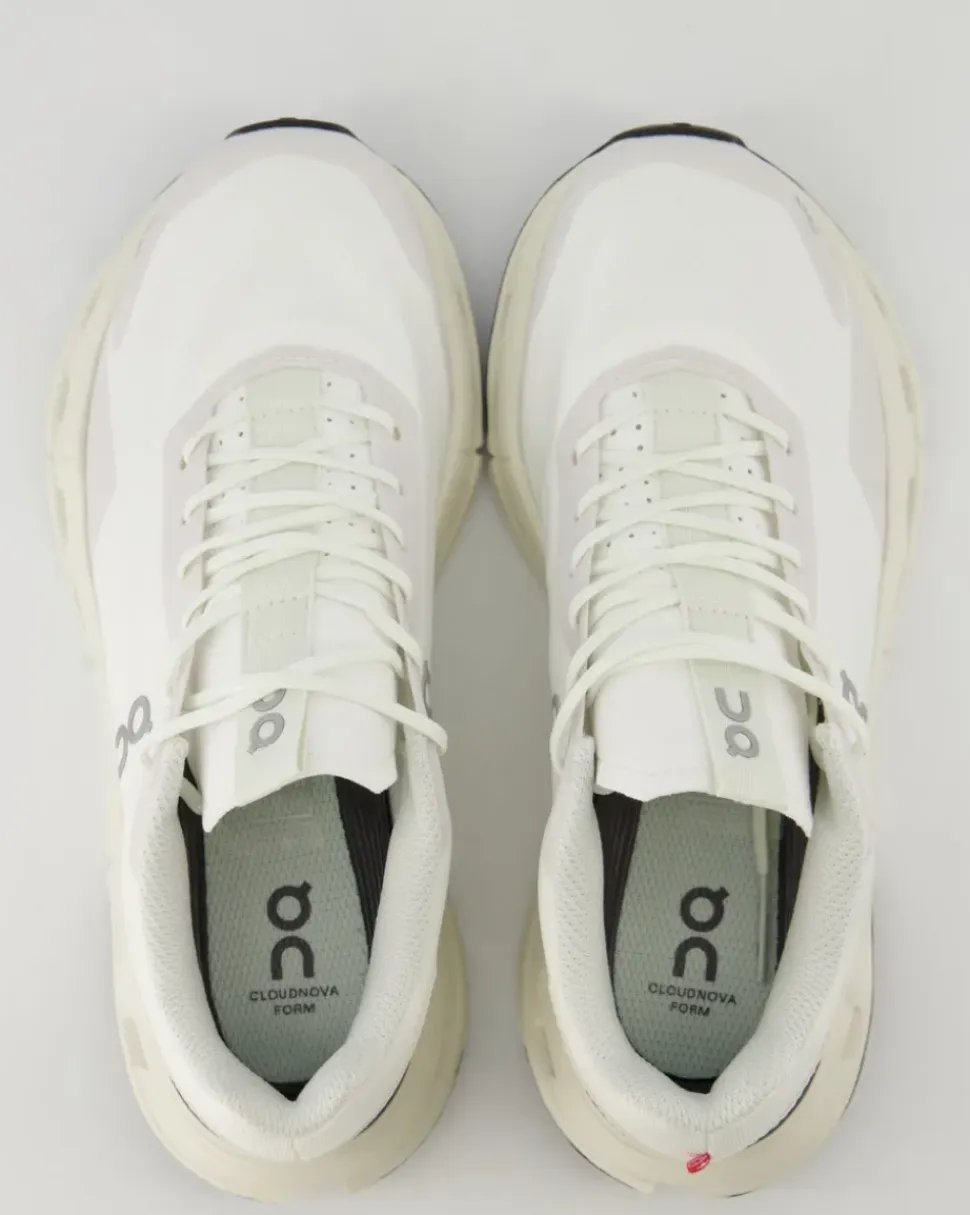 Cloudnova Form Sportschuhe in Weiß