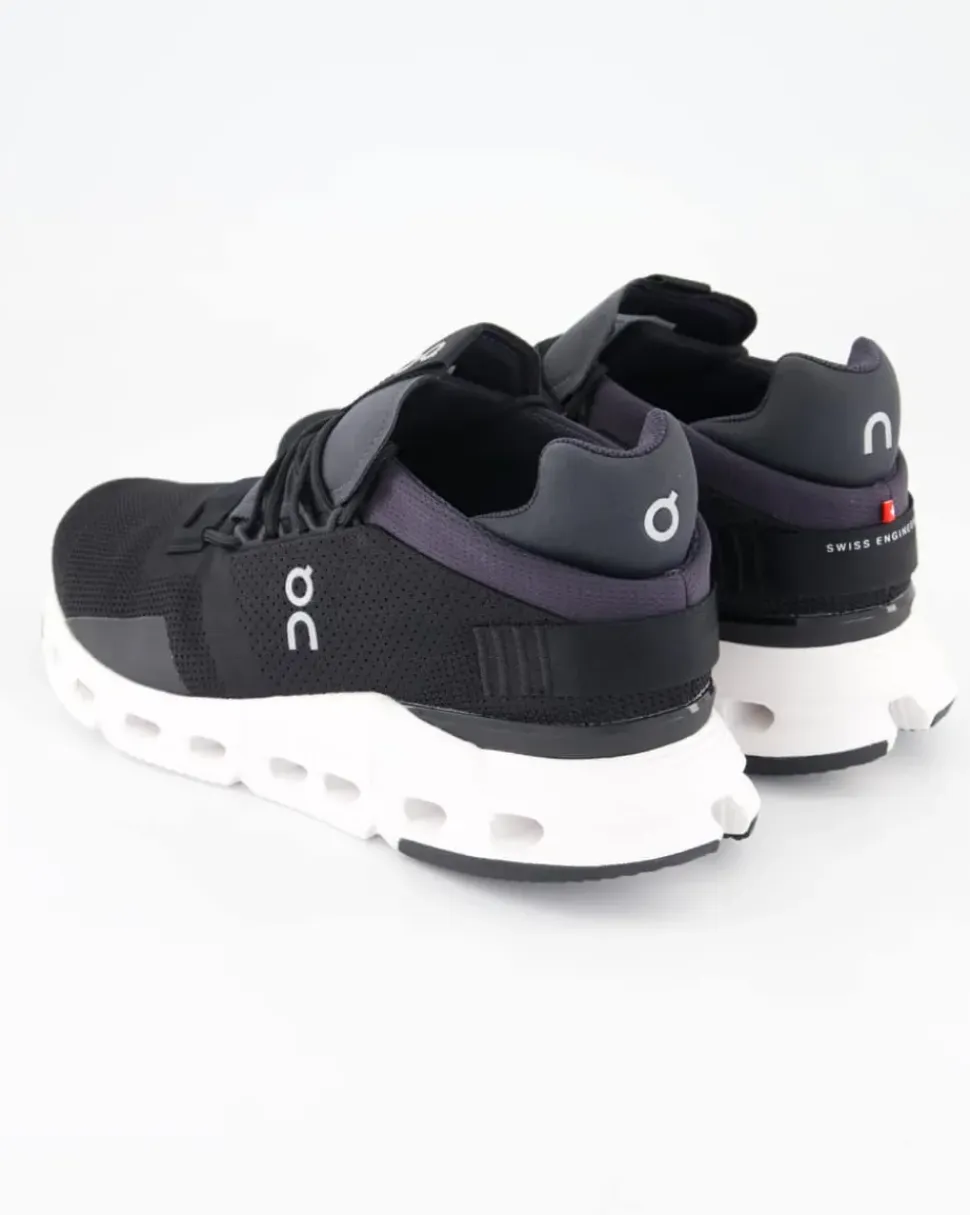 Cloudnova Sportschuhe in Schwarz