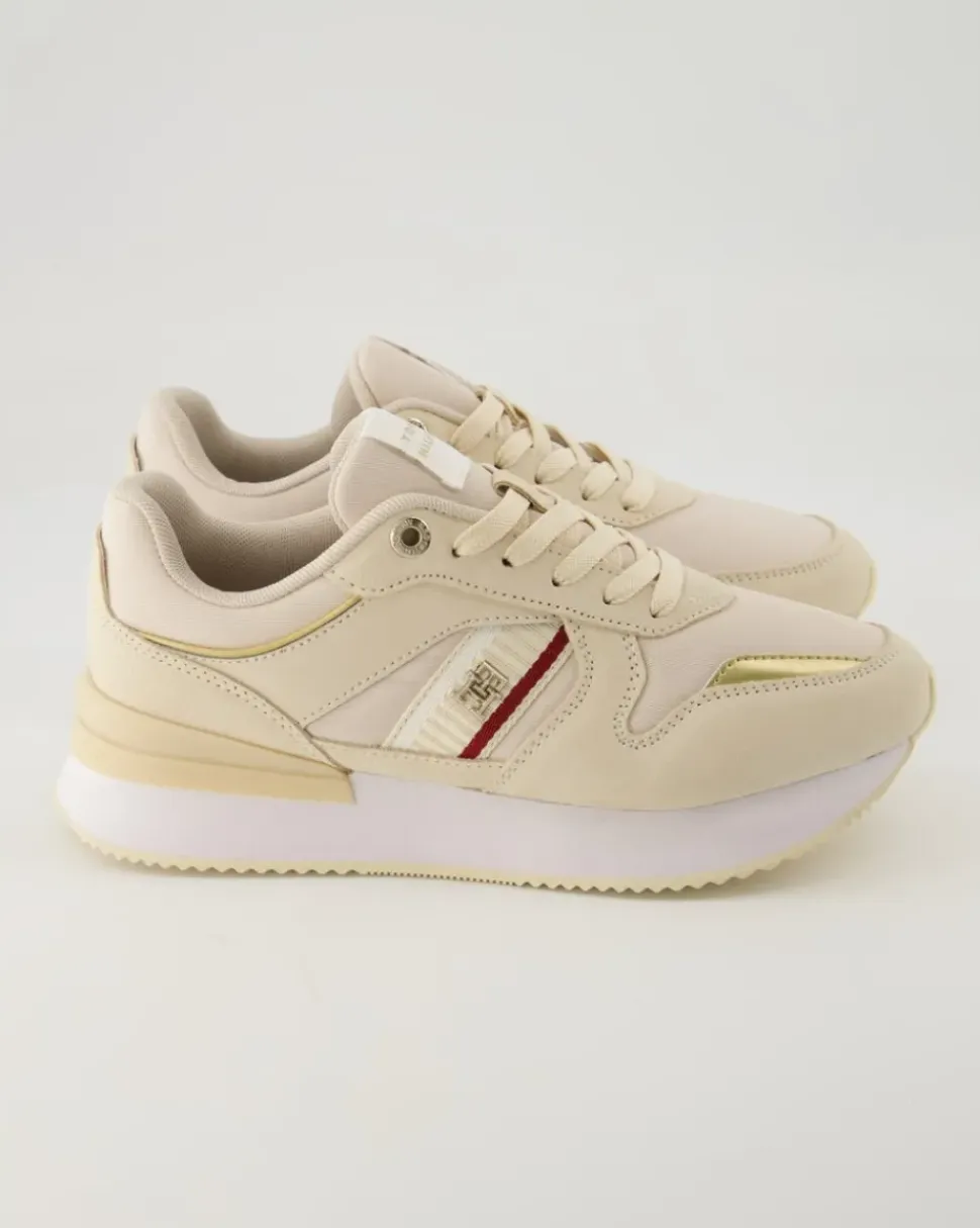 Corp Sneaker in Beige