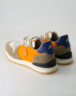 Crosby Sneaker in Beige