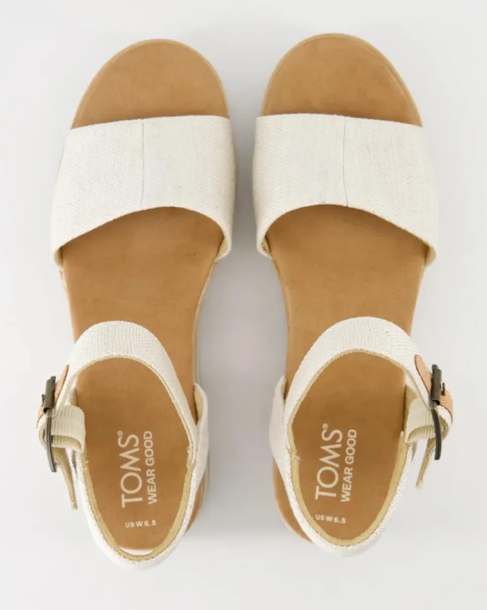 Diana Wedges in Beige