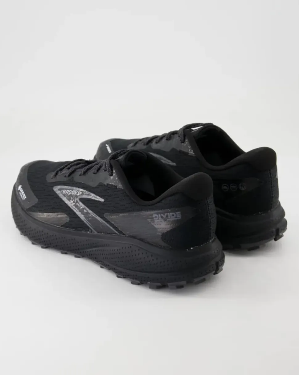 Divide 5 GTX Sportschuhe in Schwarz