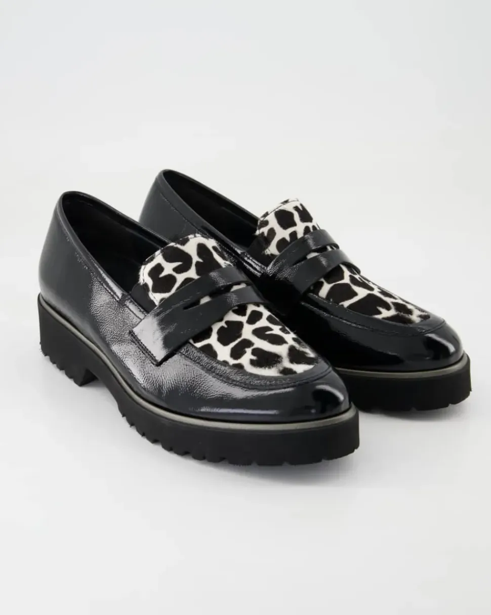 Elena Slipper in Schwarz