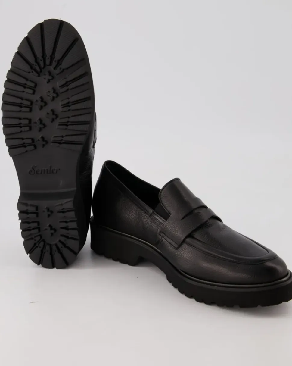 Elena Slipper in Schwarz