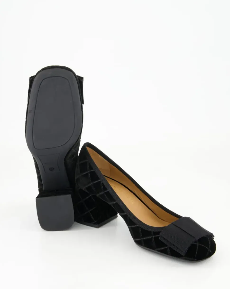 ERY Pumps in Schwarz