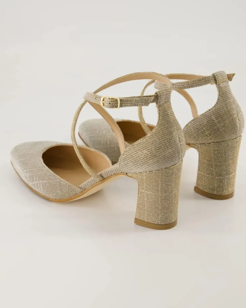 GD692 Pumps in Gold