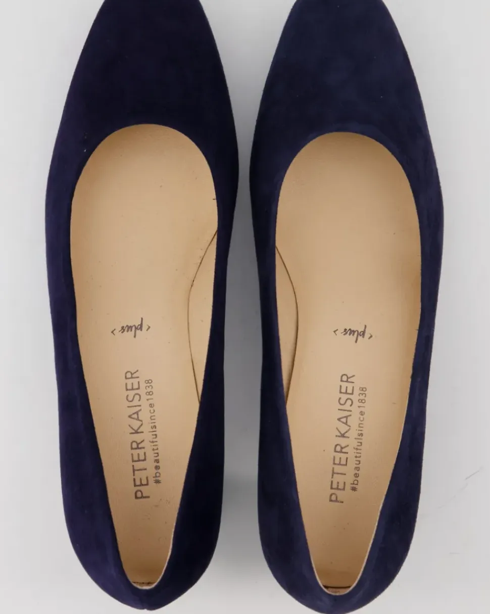 Ghana Pumps in Blau