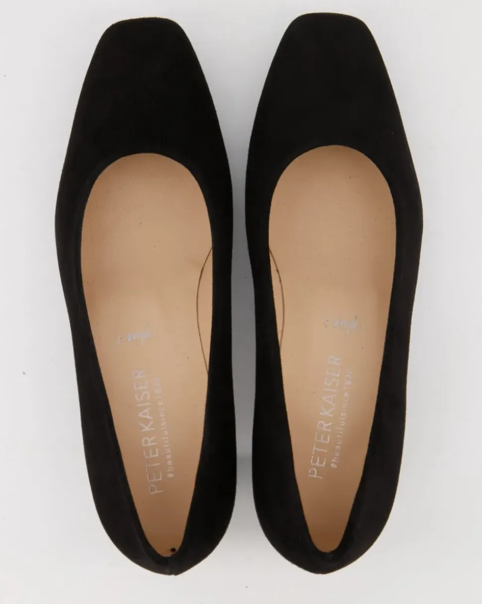 Ghana Pumps in Schwarz