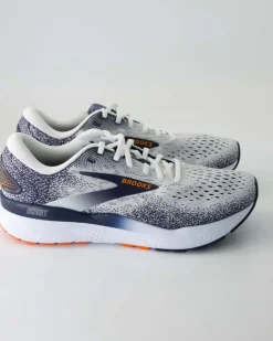 Ghost Sportschuhe in Weiß