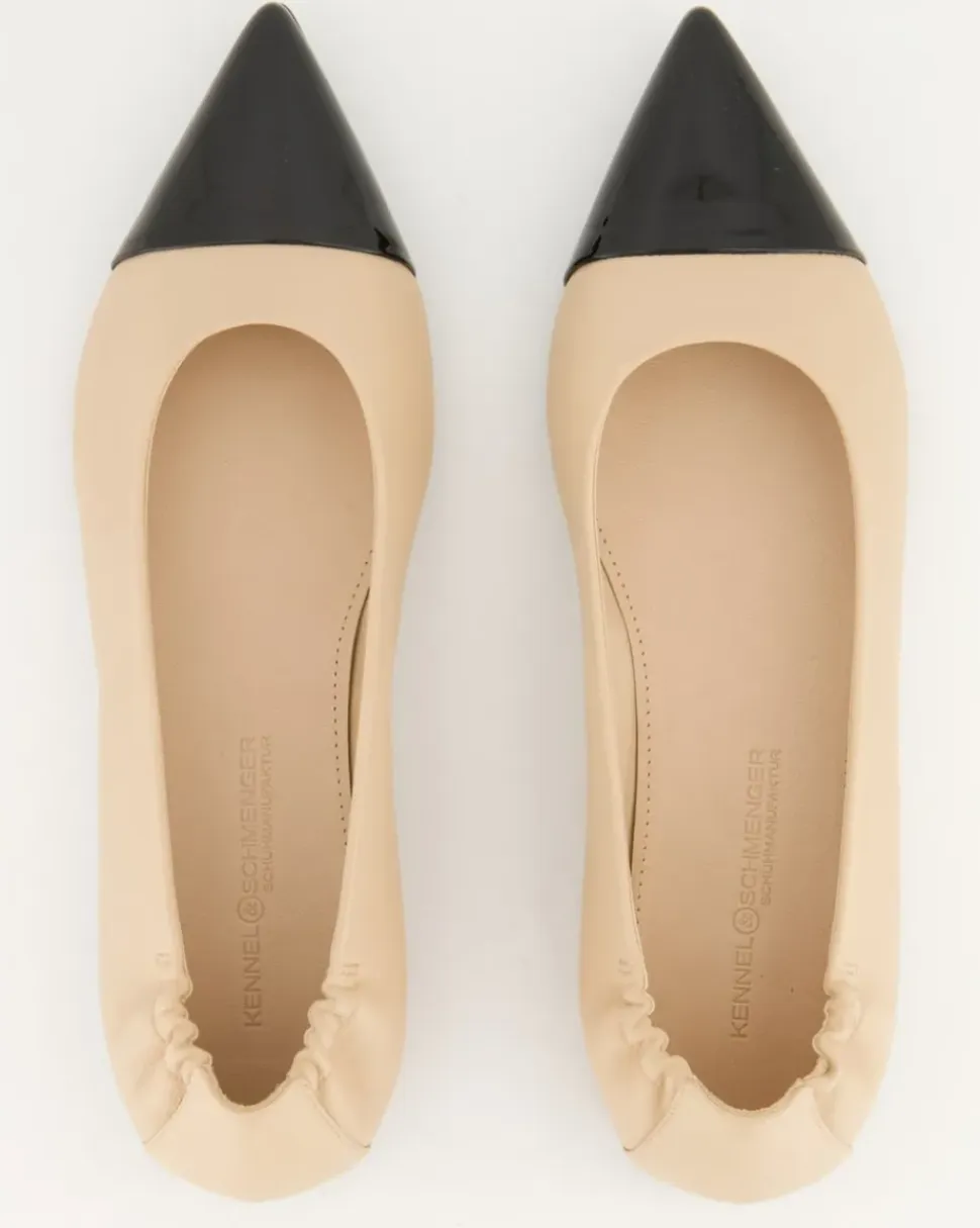 Greta Ballerinas in Beige