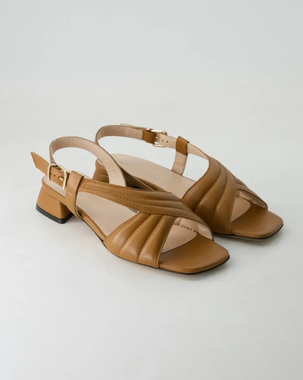 G168 Sandalen in Braun