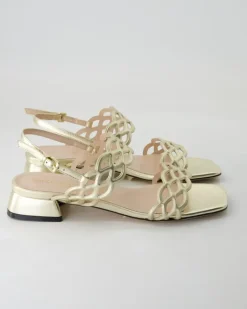 G171 Sandalen in Gold