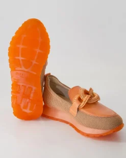 HV254065 Slipper in Orange