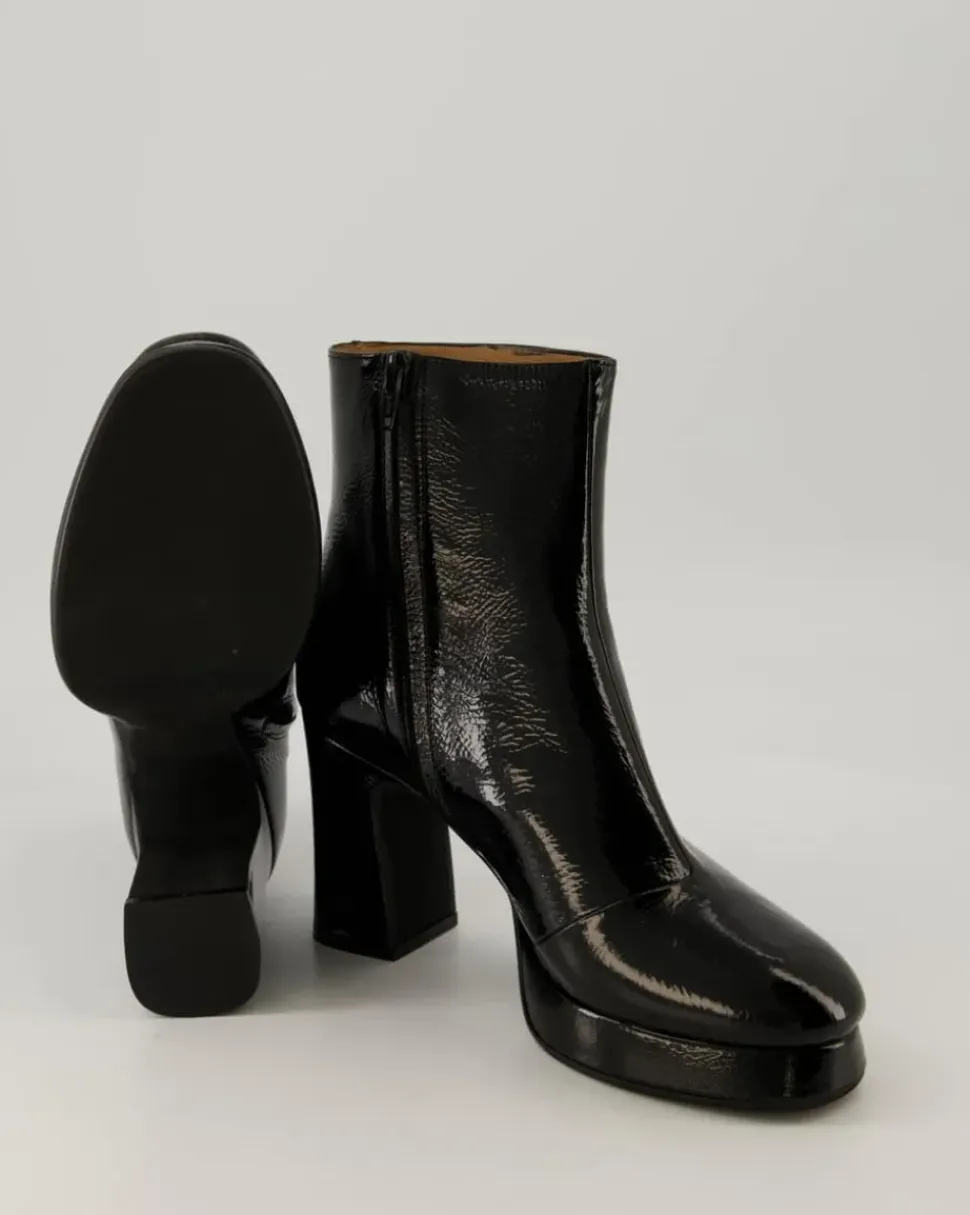 JAKI Stiefeletten in Schwarz