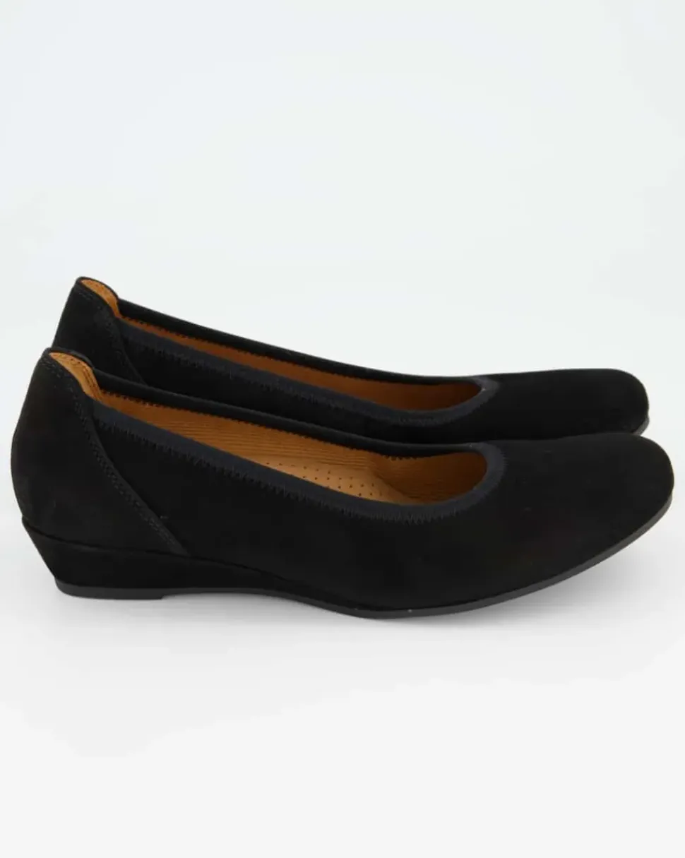 Kreta Pumps in Schwarz