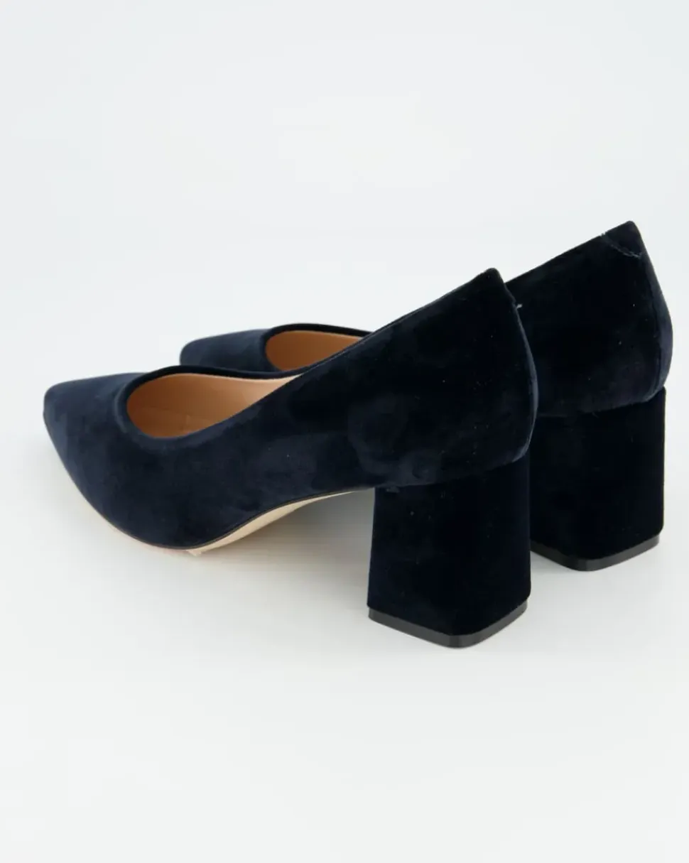 L01 Pumps in Blau