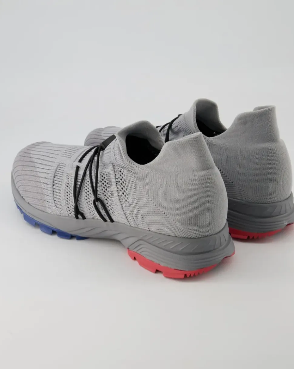 Man Free Flow Tune XC Sneaker in Grau