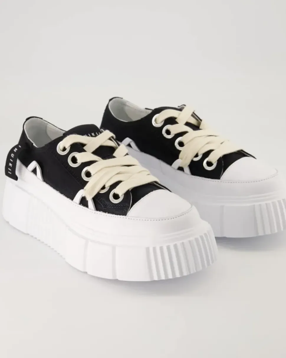 Matilda Canvas Low 23 Sneaker in Schwarz