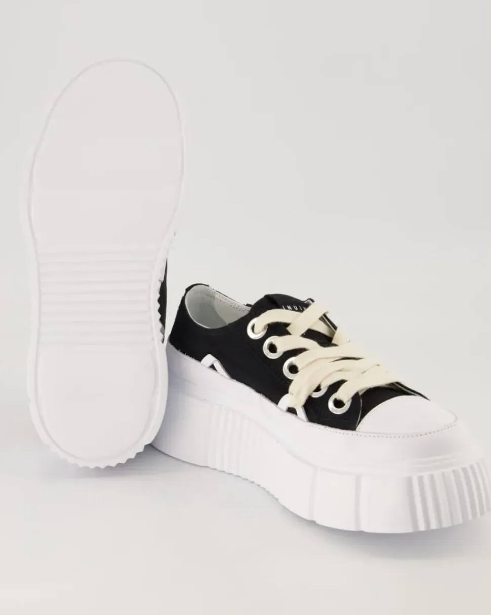 Matilda Canvas Low 23 Sneaker in Schwarz