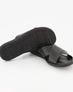 Minago Pantoletten in Schwarz