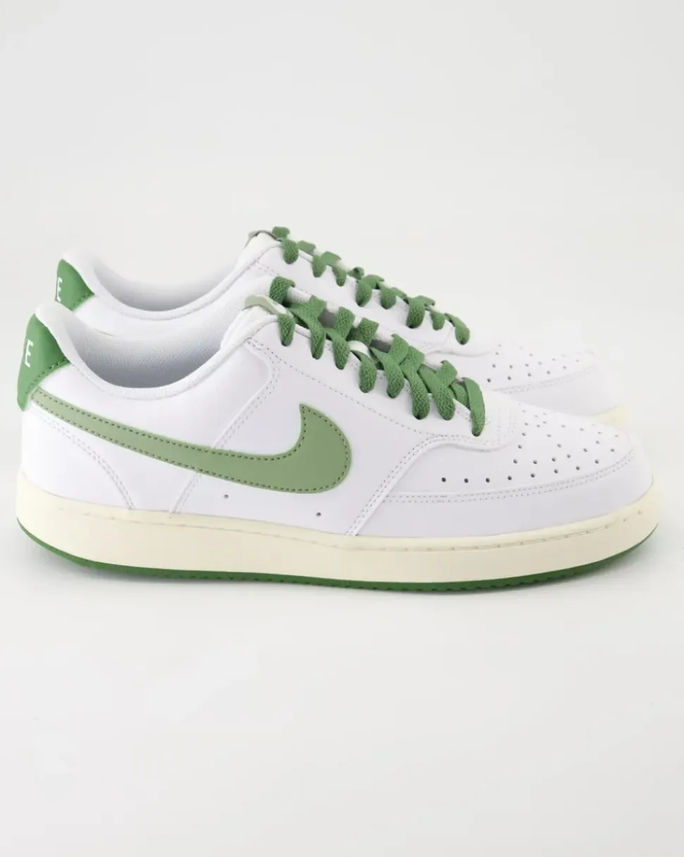 Nike Court Vison Lo Sneaker in Weiß
