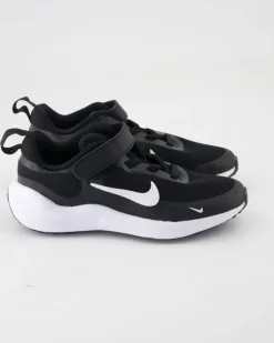 Nike Revolution 7 Sneaker in Schwarz