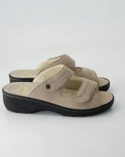 236023-03 Pantoletten in Beige