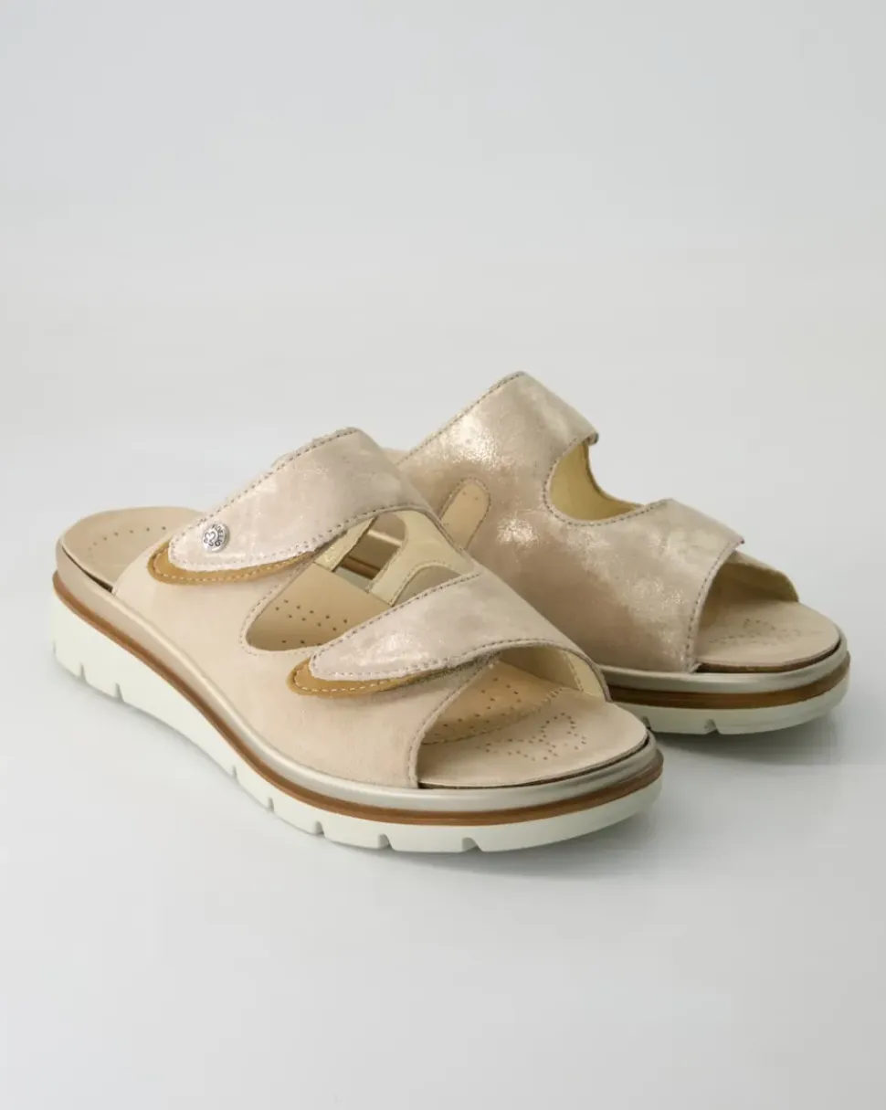 595020-62 Pantoletten in Beige